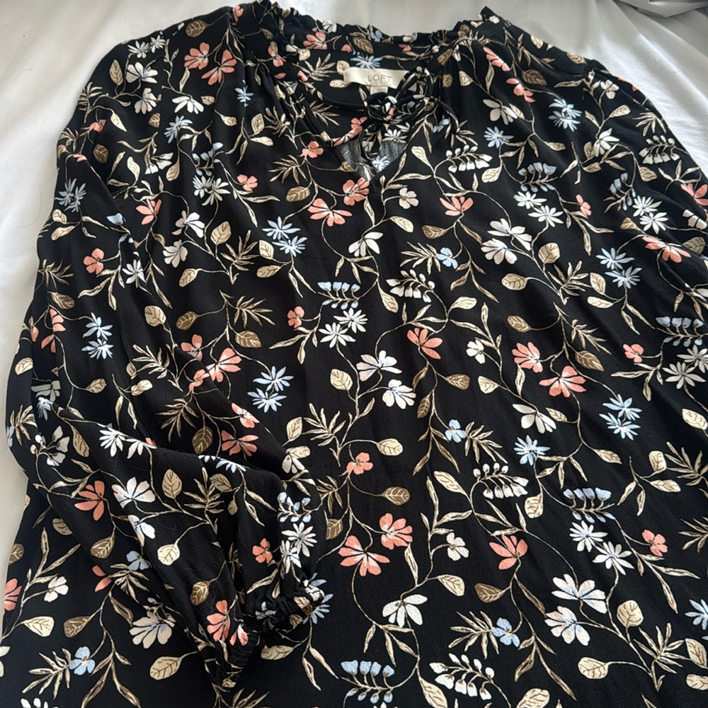 Loft blouse size L
